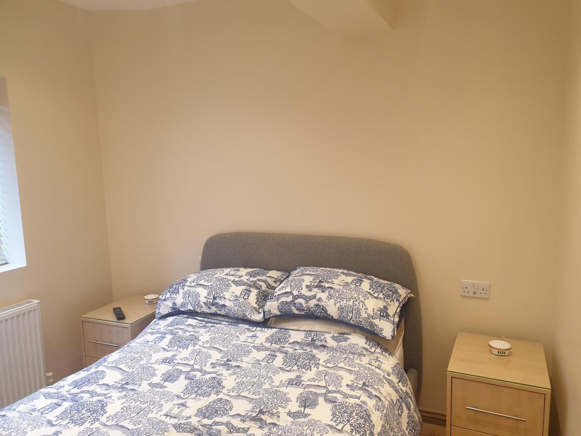 London Luxury Apartments 3 Bedroom Sleeps 8 With 3 Bathrooms 4 Mins Walk To Tube Free Parking Ilford Extérieur photo